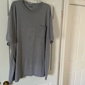 Men’s Gray T-Shirt w/Pocket